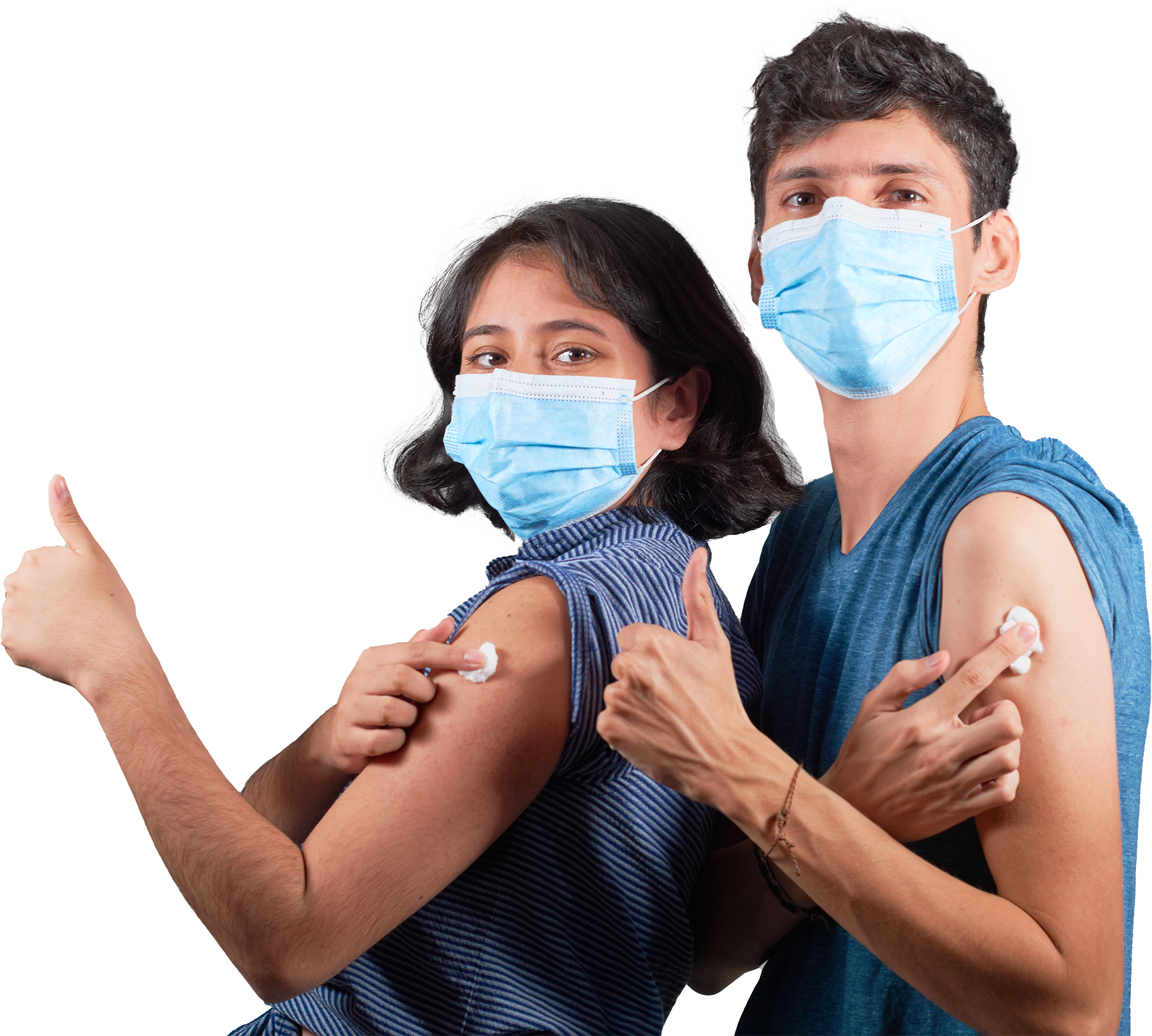 pareja de adultos en actitud positiva mostrando el brazo