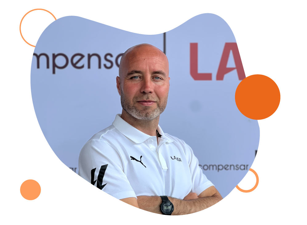 imagen entrenador de laliga-Compensar