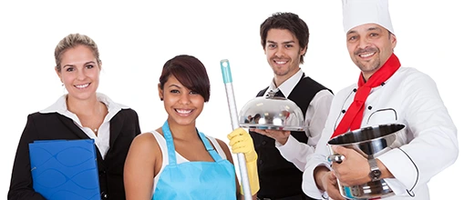 De izq a derecha: secretaria, señora del servicio doméstico, mesero y chef.